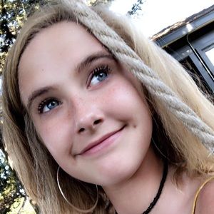 Meet your Posher, Juliana